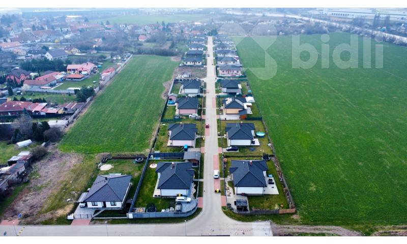 Prodej stavebního pozemku v nové lokalitě Úžice - 827m2