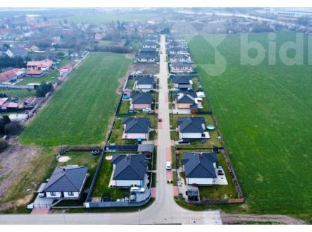 Prodej stavebního pozemku v nové lokalitě Úžice - 827m2 | Prodej - pozemek, zemědělská půda, 827 m²