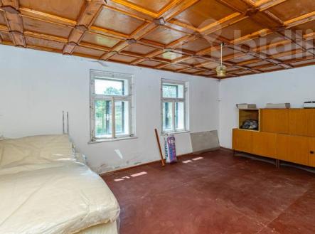 Exkluzivní prodej rodinný dům 1+1 s možností rozšíření, pozemek 769 m2, Slatina | Prodej - dům/vila, 57 m²