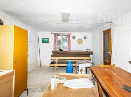 Exkluzivní prodej rodinný dům 1+1 s možností rozšíření, pozemek 769 m2, Slatina | Prodej - dům/vila, 57 m²