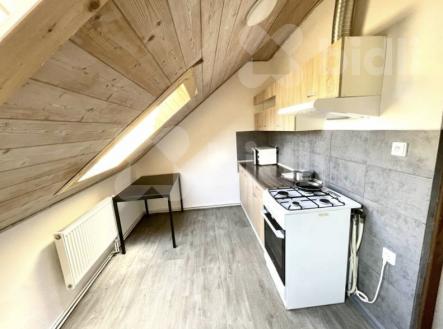 Pronájem bytu 1+1, 32 m2, ulice Libušina - Svratka | Pronájem bytu, 1+1, 36 m²
