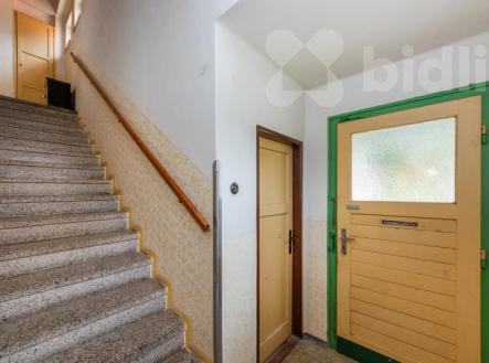Prodej ideální poloviny domu 138 m2, pozemek 1074 m2 | Prodej - dům/vila, 138 m²