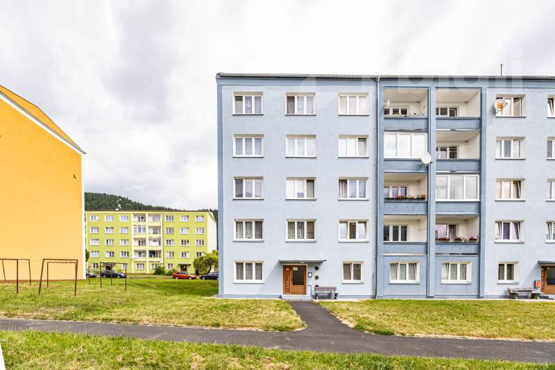 2+1 se sklepem, 57 m2, obec Hroznětín
