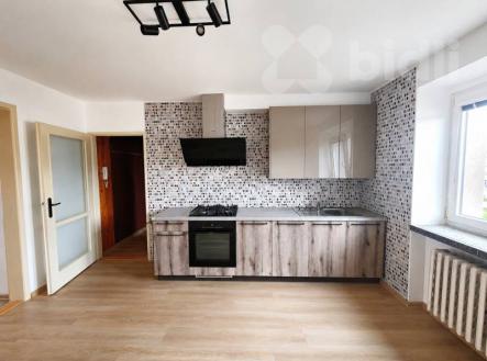 Pronájem bytu 2+1 Dvůr Králové Kollárova | Pronájem bytu, 2+1, 50 m²
