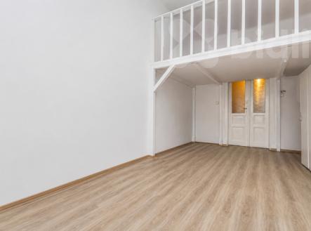 pokoj 1 | Pronájem bytu, 1+1, 40 m²