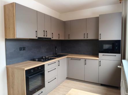 54f35de1-a6e9-4e58-a50f-fe0cad407ca8.jpeg | Pronájem bytu, 2+1, 55 m²