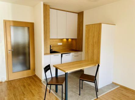 IMG_8298.jpeg | Pronájem bytu, 2+kk, 41 m²