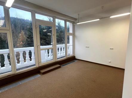 IMG_0491 | Pronájem - obchodní prostor, 160 m²