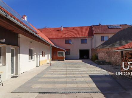 usedlost_cikov_velka_bites | Prodej - dům/vila, 418 m²