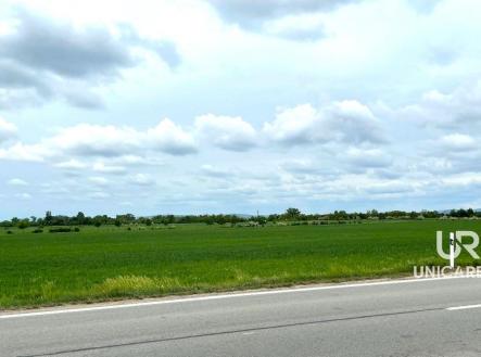 prodej-pole-11-752-m2-brno-turany-2-3a4ff5 | Prodej - pozemek, zemědělská půda, 11 752 m²
