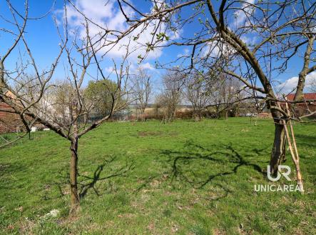 Zahrada za domem (2) | Prodej - pozemek pro bydlení, 1 170 m²