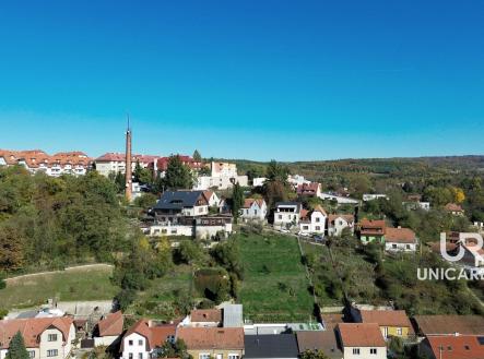 Výhled nad pozemkem | Prodej - pozemek pro bydlení, 681 m²