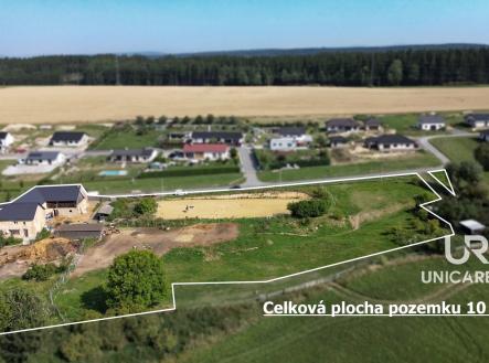 Celkové rozměry pozemku | Prodej - dům/vila, 273 m²