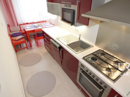 Prodej bytu 3+1 Brno-komín, Řezáčova (2) | Prodej bytu, 3+1, 75 m²