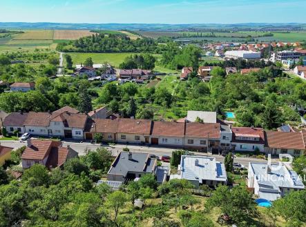 okolí domu | Prodej - dům/vila, 220 m²
