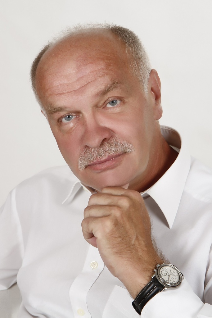 RNDr. Vítězslav Nováček