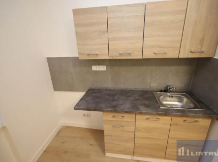 3.JPG | Pronájem bytu, 1+kk, 23 m²