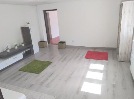 1760047761487 | Pronájem bytu, 3+1, 87 m²