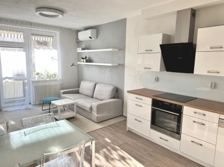 IMG_3990 | Prodej bytu, 3+kk, 92 m²