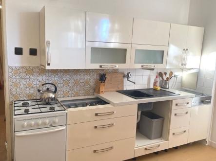 IMG-20250817-WA0000 | Pronájem bytu, 2+1, 68 m²