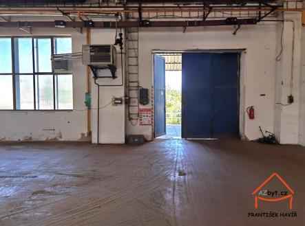 3 | Pronájem - komerční objekt, sklad, 1 520 m²