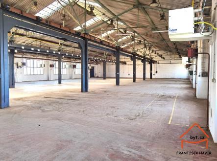 2 | Pronájem - komerční objekt, sklad, 1 520 m²