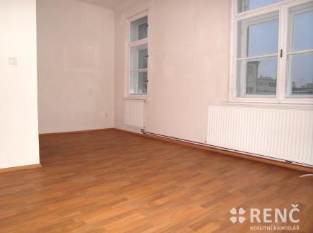 SAM_2397 | Pronájem bytu, 1+kk, 33 m²