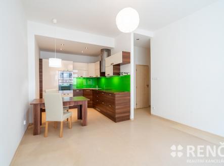 Stojanova6-1 | Pronájem bytu, 3+kk, 50 m²