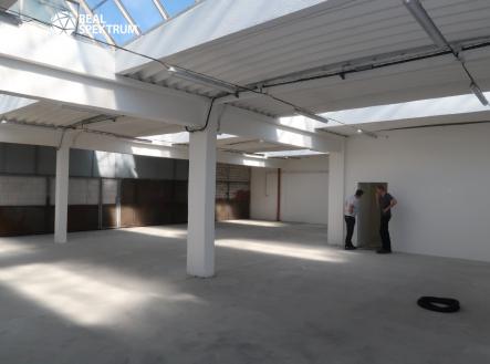 IMG_7222 | Pronájem - komerční objekt, sklad, 166 m²