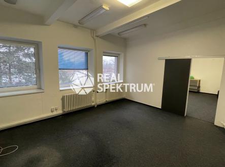 Pronájem - kanceláře, 203 m²