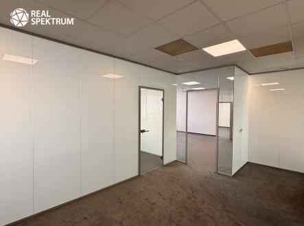 IMG_E7102 | Pronájem - kanceláře, 225 m²