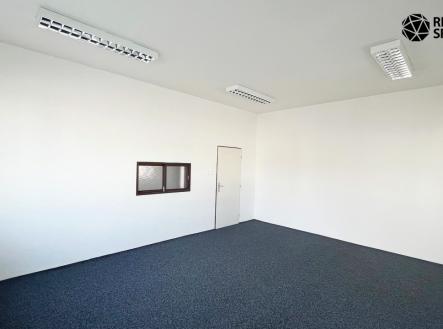 č.4-kancelář 250-10-2022 - 2 z 3 | Pronájem - kanceláře, 166 m²