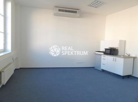 Pronájem - kanceláře, 32 m²