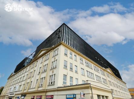 IMG_E8437 | Pronájem - kanceláře, 351 m²