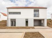 Prodej - dům/vila, 176 m²