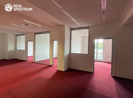 IMG_E9289 | Pronájem - kanceláře, 221 m²