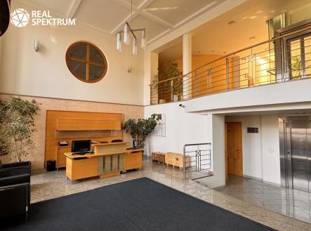 Pronájem KA Štefánikova_01 | Pronájem - kanceláře, 1 708 m²