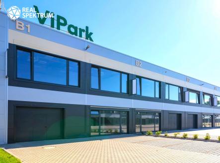 0vip2 | Pronájem - komerční objekt, sklad, 892 m²