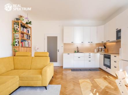 RS I RYSANKOVA 4-23 | Prodej bytu, 2+kk, 66 m²