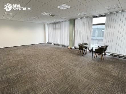 IMG_E3217 | Pronájem - kanceláře, 100 m²