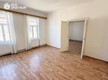 pronajem_byt_2+1_stefanikova_01 | Pronájem bytu, 2+1, 83 m²