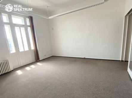 kancelar-pronajem-hlinky-01 | Pronájem - kanceláře, 31 m²
