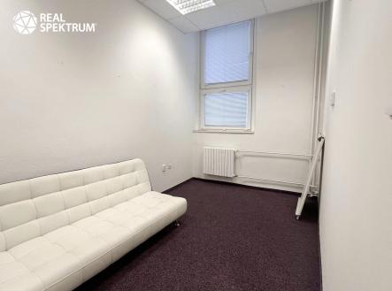 KA-pronajem-Šumavská-mistnost02 | Pronájem - kanceláře, 84 m²