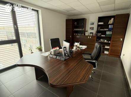 Areal Kuřim-27 | Prodej - komerční objekt, sklad, 1 679 m²