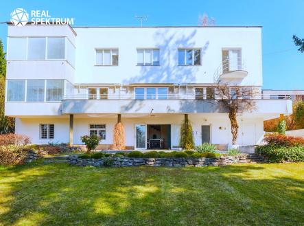 2RS I Bassova vila-49u | Prodej - dům/vila, 732 m²