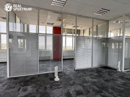 IMG_E5904 | Pronájem - kanceláře, 1 145 m²