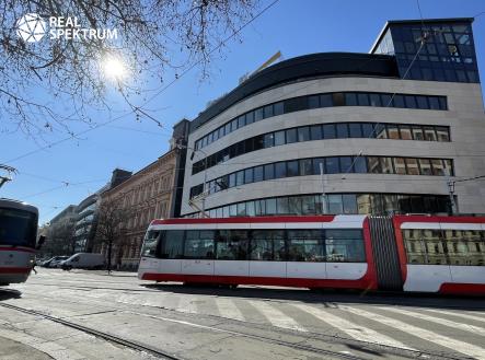 IMG_E6671 | Pronájem - kanceláře, 302 m²