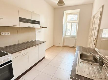 Pronájem bytu, 2+1, 88 m²