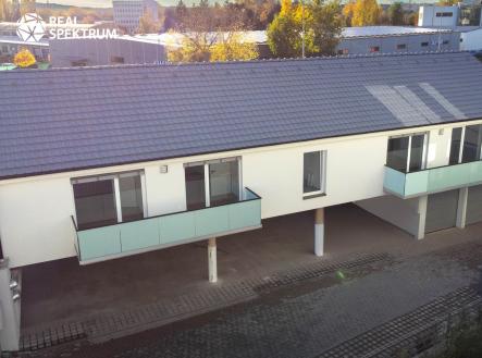 RS I FAM. NAMESTI-8 | Prodej bytu, 2+kk, 68 m²