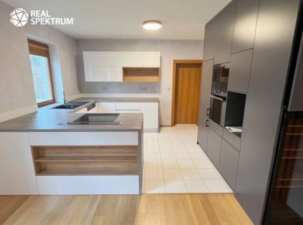 IMG_7973 | Pronájem - dům/vila, 200 m²